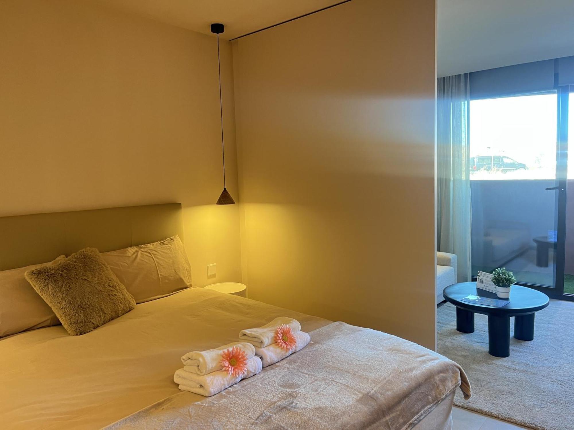 Appartement Estudio De Diseno Con Piscina By Gloove *